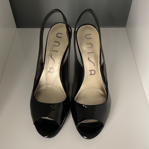 4” Black Unisa High Heels - Picture 4 of 8